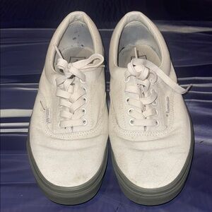 Vans White Canvas Sneakers Low-Top Minimalist Design